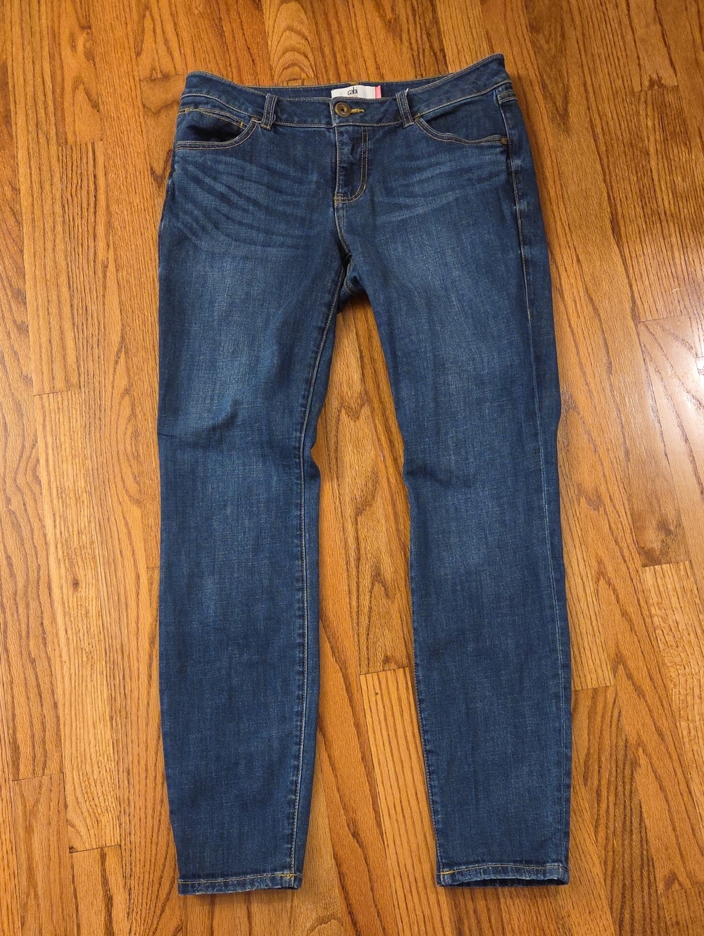 CAbi Women's Dark Blue Skinny Jeans Size: 8
